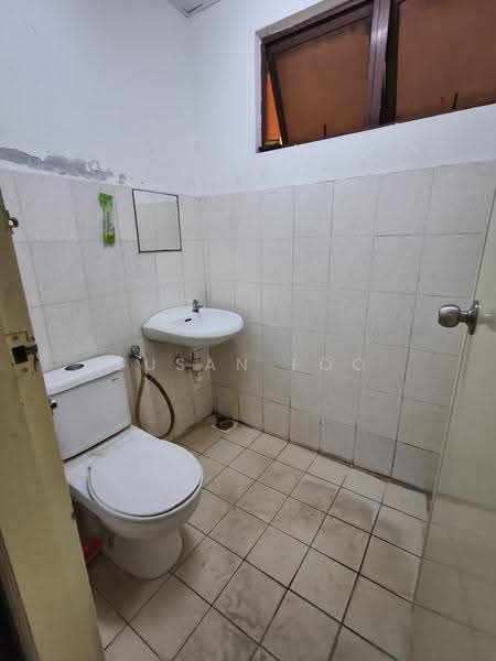 Condominium for Rent at Palm Spring @ Damansara - Susan Foo - Bathroom - PropertyGuru.com.my