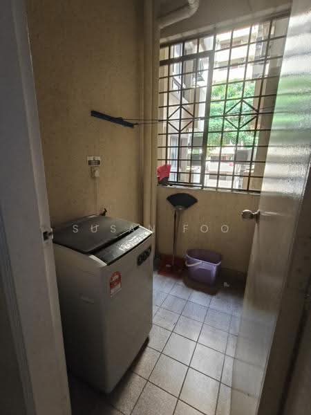 Condominium for Rent at Palm Spring @ Damansara - Susan Foo - Balcony - PropertyGuru.com.my