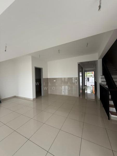 3-storey Terraced House for Sale in Taman Melawati (Ulu Kelang) - William Wong - Living Room - PropertyGuru.com.my