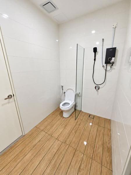 Kondominium untuk Disewa di The Parque Residences - Selina Lee - Bathroom - PropertyGuru.com.my
