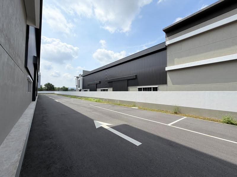 Detached Factory for Rent in Sepang (Selangor) - Earon Lee - Exterior - PropertyGuru.com.my