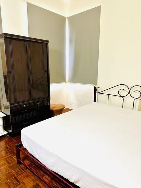 Kondominium untuk Dijual di Eden Seaview Condominium - Hoy Meng - PropertyGuru.com.my