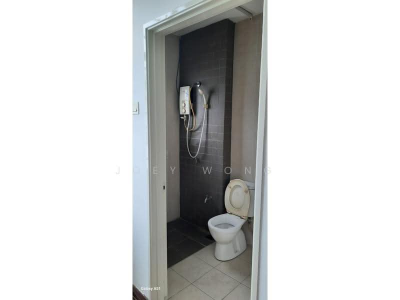 Rumah Teres 2-Tingkat untuk Dijual di 16 Sierra (Puchong) - Joey Wong - Bathroom - PropertyGuru.com.my