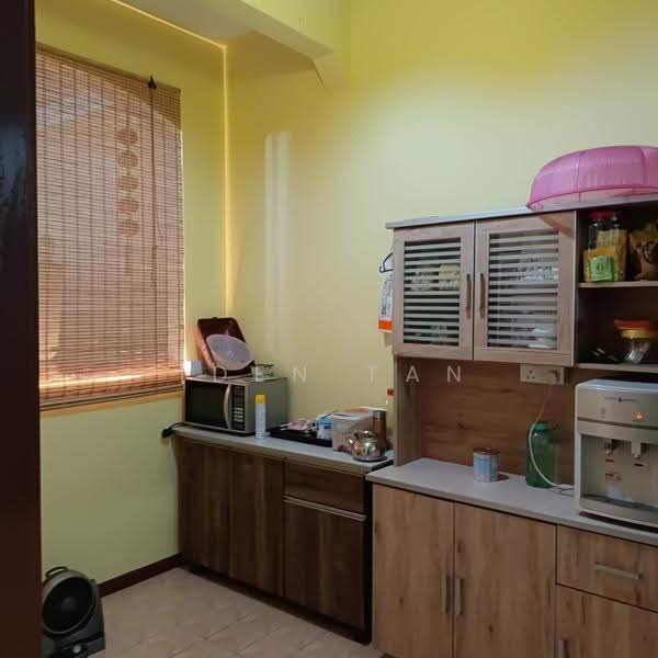 Rumah Teres 2-Tingkat untuk Dijual di Johor Bahru (Johor) - Iden Tan - Kitchen - PropertyGuru.com.my