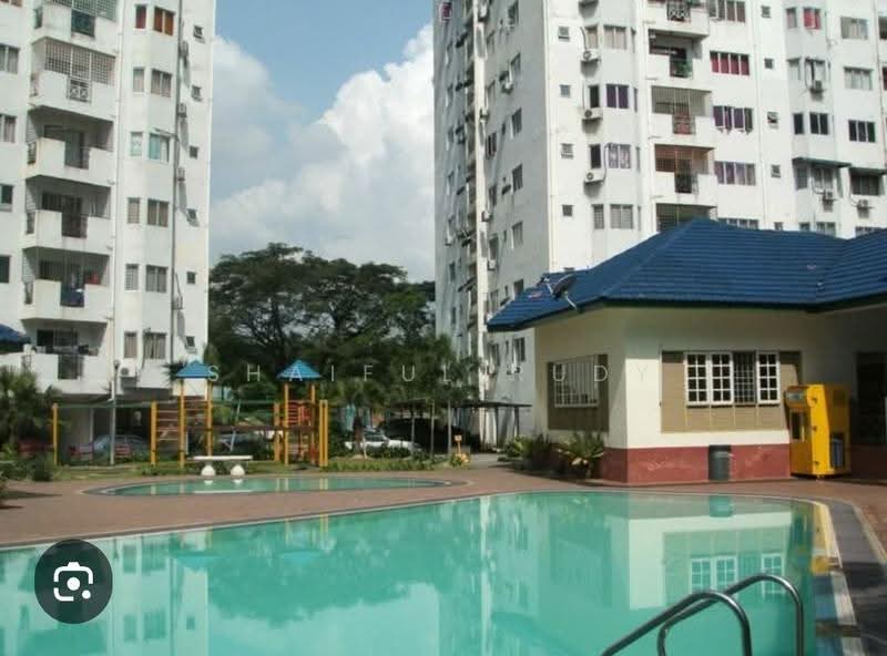 Kondominium untuk Dijual di Sri Suajaya Condominium - Shaiful Rudy - Exterior - PropertyGuru.com.my