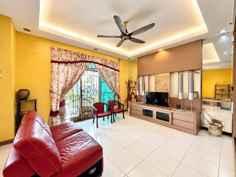 2-storey Terraced House for Sale in Taman Impian Emas (Skudai) - Sufi Norman - Living Room - PropertyGuru.com.my