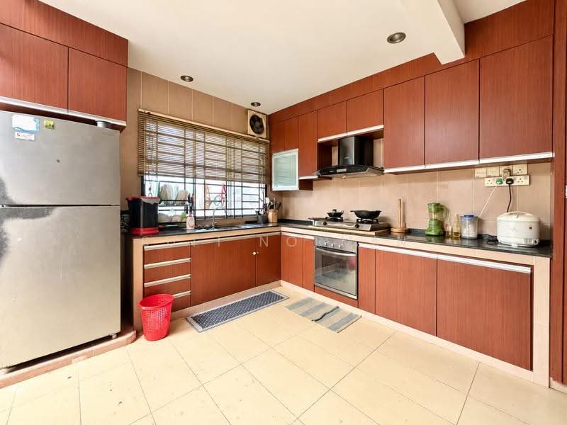 2-storey Terraced House for Sale in Taman Impian Emas (Skudai) - Sufi Norman - Kitchen - PropertyGuru.com.my