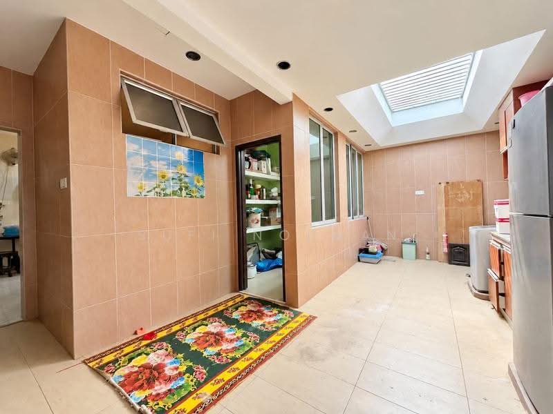 2-storey Terraced House for Sale in Taman Impian Emas (Skudai) - Sufi Norman - Kitchen - PropertyGuru.com.my
