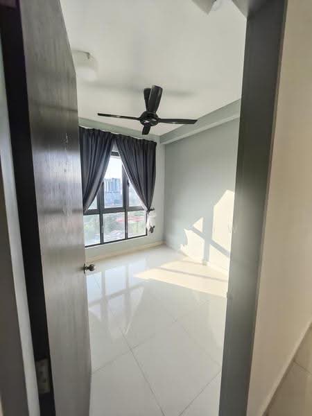 Service Residence for Sale at KL Traders Square - Yanny Siow - Bedroom - PropertyGuru.com.my