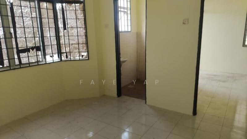 Pangsapuri untuk Disewa di Pangsapuri Villamas - Faye Yap - Bathroom - PropertyGuru.com.my