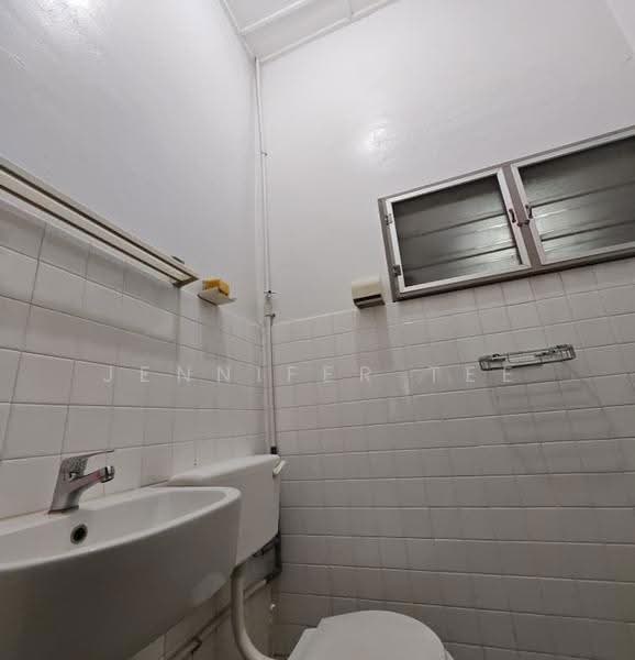 2-storey Terraced House for Sale in Kepong Baru (Kepong) - Jennifer Tee - Bathroom - PropertyGuru.com.my