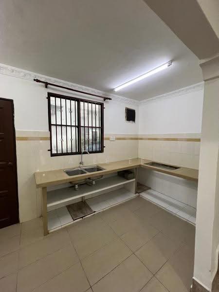 2-storey Terraced House for Rent in Bayan Lepas (Penang) - A Ee Ee - Kitchen - PropertyGuru.com.my