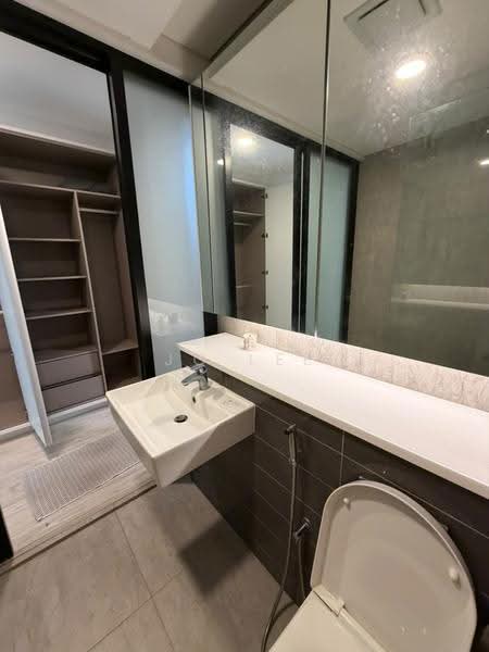 Service Residence for Sale at Cantara Residences - Jc Lee - Bathroom - PropertyGuru.com.my