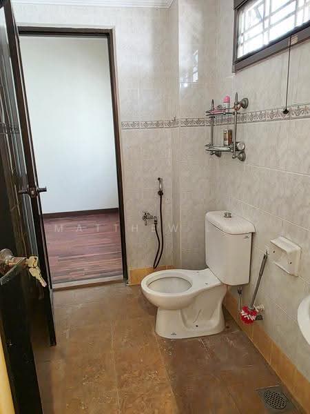 Rumah Berkembar untuk Dijual di Bandar Bukit Tinggi (Klang) - Matthew Lim - Bathroom - PropertyGuru.com.my