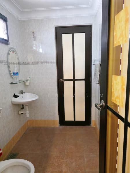Rumah Berkembar untuk Dijual di Bandar Bukit Tinggi (Klang) - Matthew Lim - Bathroom - PropertyGuru.com.my