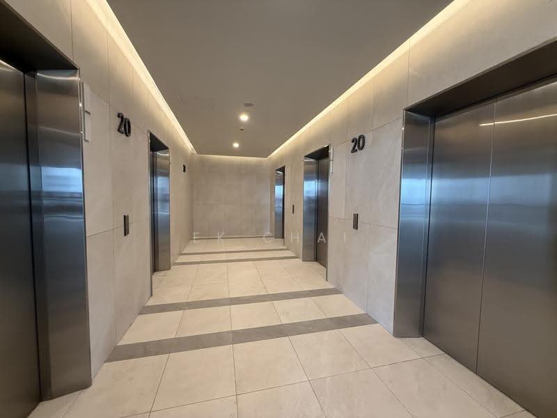 Pejabat untuk Disewa di KL Metropolis (Dutamas) - EK Chai - Corridor - PropertyGuru.com.my