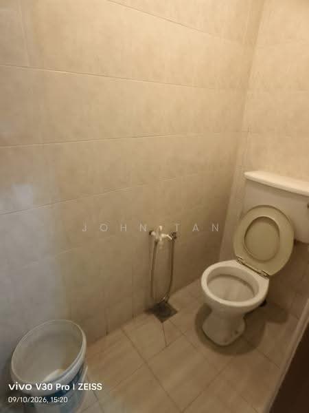 Terrace Factory for Rent in Sri Edaran Industrial Park (Batu) - John Tan - Bathroom - PropertyGuru.com.my