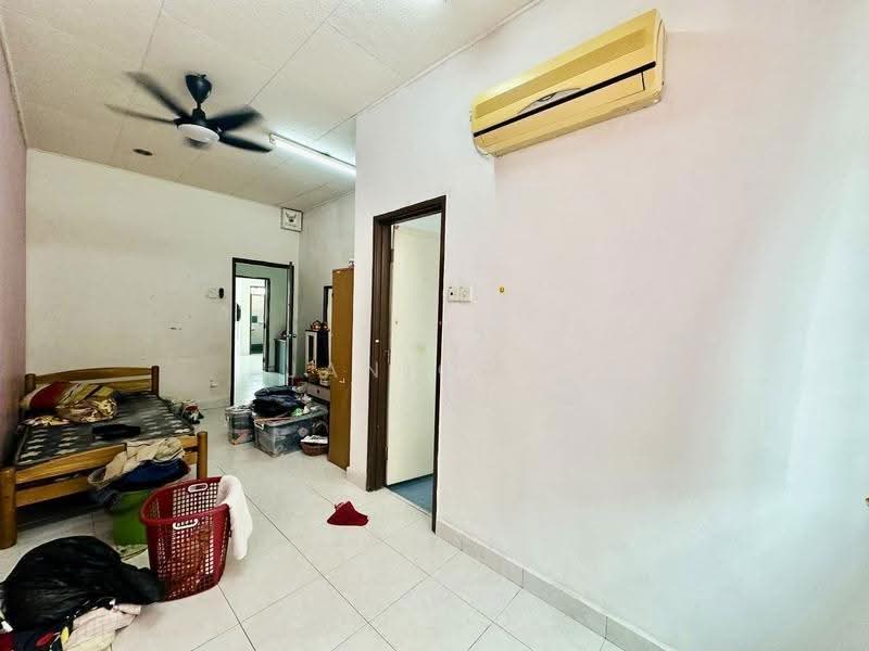 Rumah Teres 2-Tingkat untuk Dijual di Bukit Indah (Iskandar Puteri (Nusajaya)) - Janice . - Bedroom - PropertyGuru.com.my