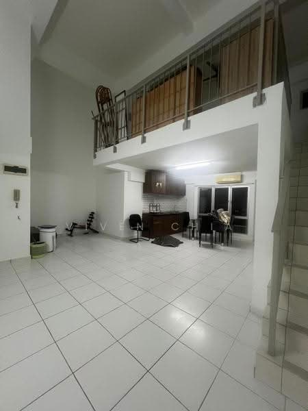 Kediaman Servis untuk Dijual di Axis SoHu @ Axis Pandan - Viven Chia - Living Room - PropertyGuru.com.my