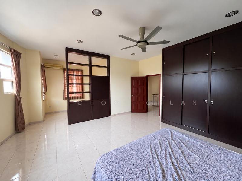 Semi-Detached House for Sale in Taman Desa Seraya (Pengkalan Kundor) - Sim Choon Chuan - Bedroom - PropertyGuru.com.my