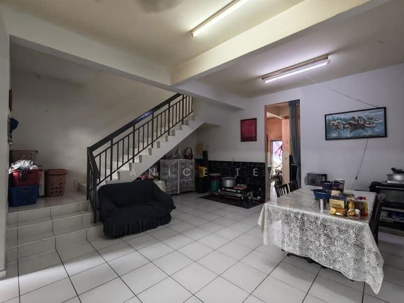 2-storey Terraced House for Sale in Nusa Bayu (Iskandar Puteri (Nusajaya)) - Janice Teo - Living Room - PropertyGuru.com.my