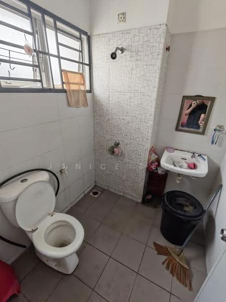 2-storey Terraced House for Sale in Nusa Bayu (Iskandar Puteri (Nusajaya)) - Janice Teo - Bathroom - PropertyGuru.com.my