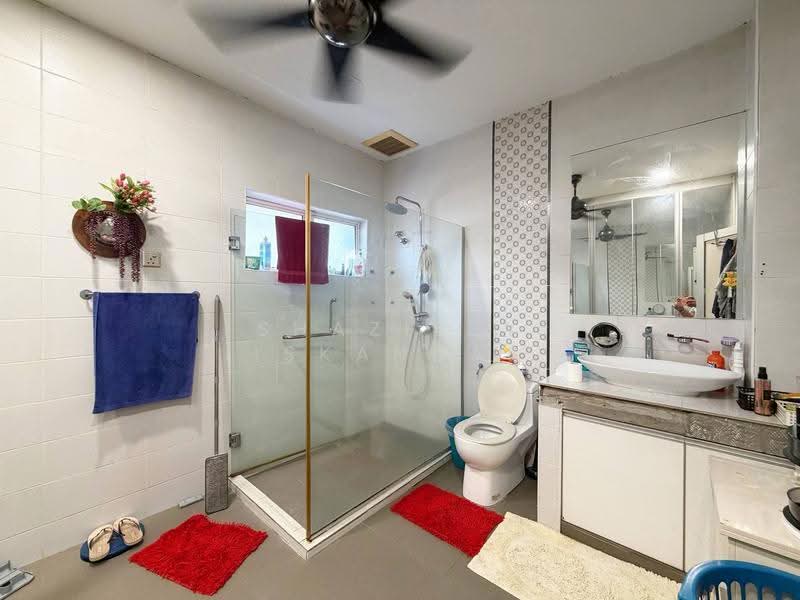 Bungalow House for Sale in Ampang Jaya (Ampang) - Shaziery Iskandar - Bathroom - PropertyGuru.com.my