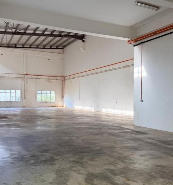 Semi-D Factory for Sale in Taman Perindustrian Cemerlang (Ulu Tiram) - Phang Elainne - PropertyGuru.com.my