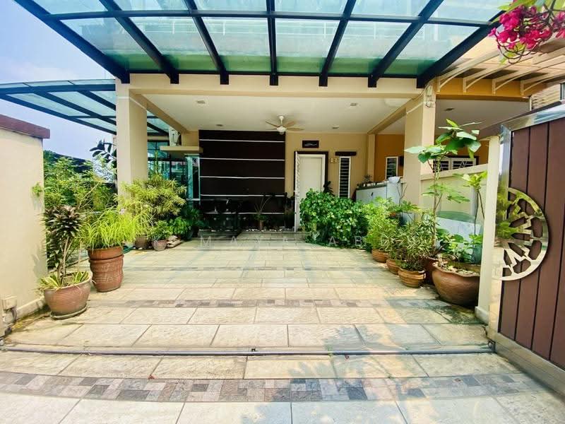 Rumah Berkembar untuk Dijual di Ampang Saujana (Ampang) - Cik Maya Abdul - Exterior - PropertyGuru.com.my