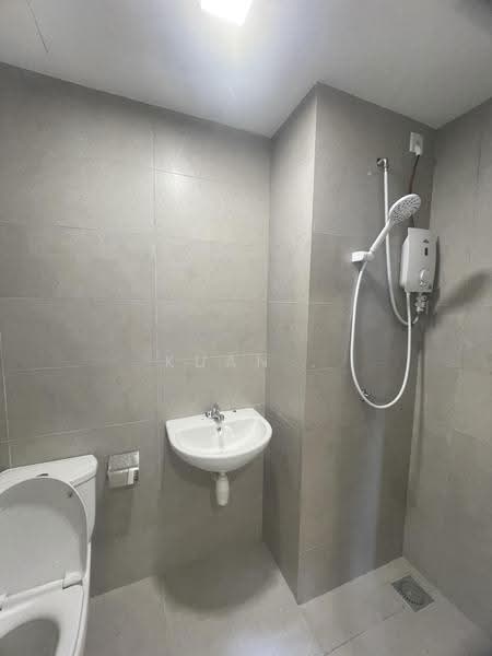 Kediaman Servis untuk Disewa di 168 Park Residensi Selayang - Kuan . - Bathroom - PropertyGuru.com.my
