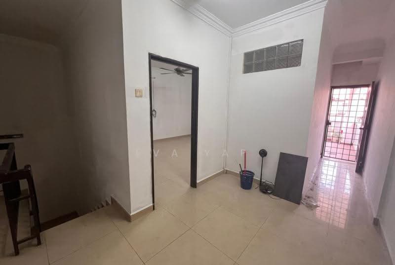 Rumah Teres 2-Tingkat untuk Dijual di Saujana Damansara (Damansara Damai) - Eva Yap - Interior - PropertyGuru.com.my