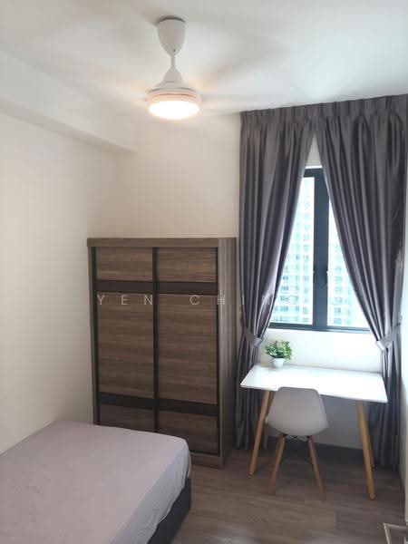 Service Residence for Sale at United Point (Residensi Berpadu) - Yen Ching - Bedroom - PropertyGuru.com.my