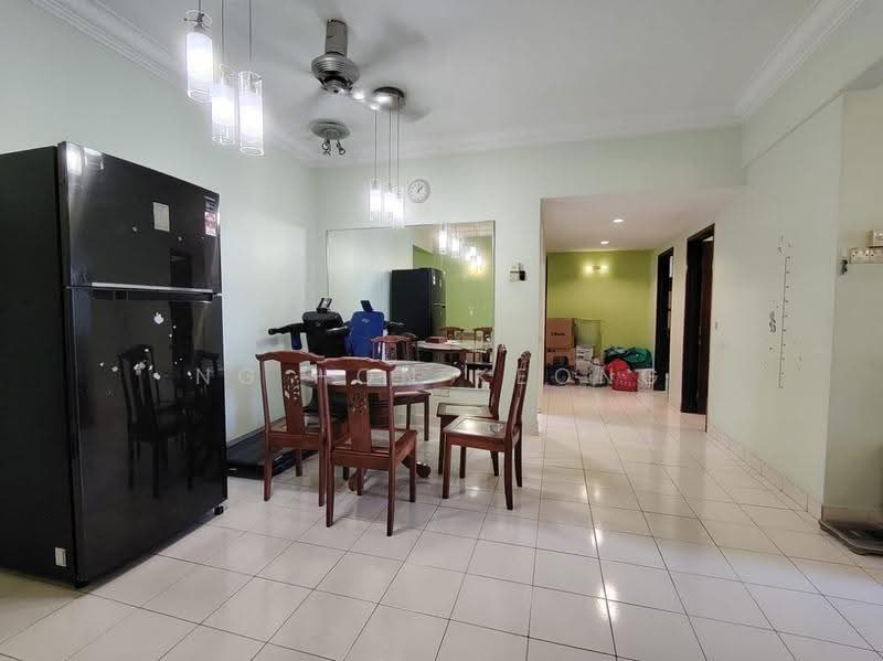 Apartment for Sale at Sri Bayu Apartments - Ng Hon Keong - Dining Room - PropertyGuru.com.my