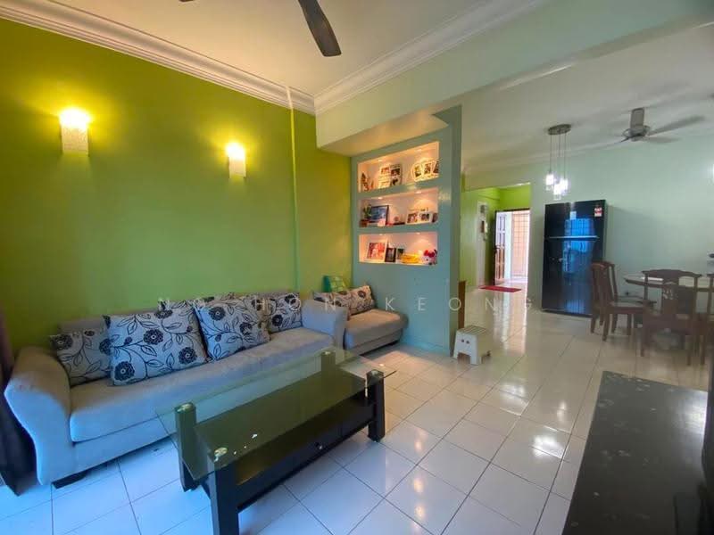 Apartment for Sale at Sri Bayu Apartments - Ng Hon Keong - Living Room - PropertyGuru.com.my