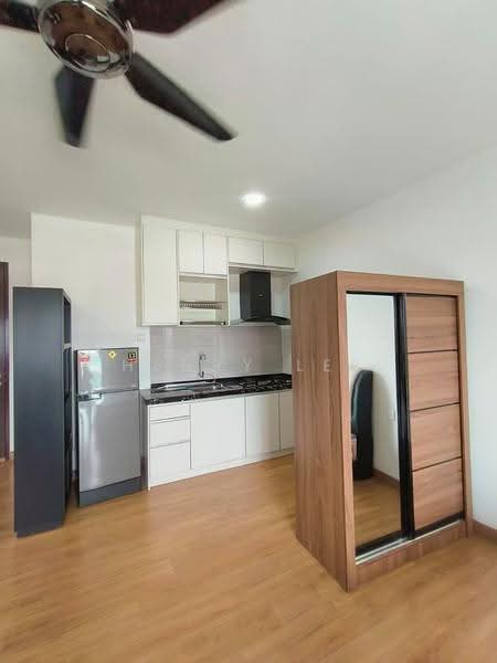 Service Residence for Rent at Symphony Tower (Menara Simfoni) - Henry Lee - Kitchen - PropertyGuru.com.my