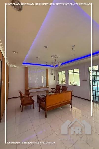 Rumah Teres 1-Tingkat untuk Dijual di other (Putatan) - Rachel Chew - Living Room - PropertyGuru.com.my