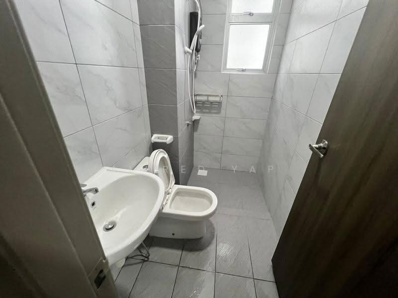 Service Residence for Rent at SKS Habitat - Alfred Yap - Bathroom - PropertyGuru.com.my