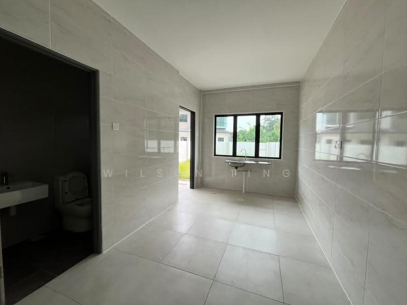 2-storey Terraced House for Sale in Kuching (Sarawak) - Wilson Ting - Bathroom - PropertyGuru.com.my