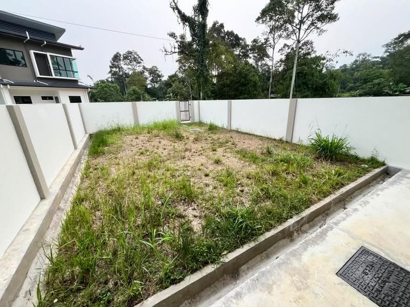 2-storey Terraced House for Sale in Kuching (Sarawak) - Wilson Ting - Exterior - PropertyGuru.com.my