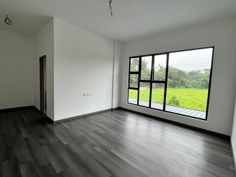 2-storey Terraced House for Sale in Kuching (Sarawak) - Wilson Ting - Master Room - PropertyGuru.com.my
