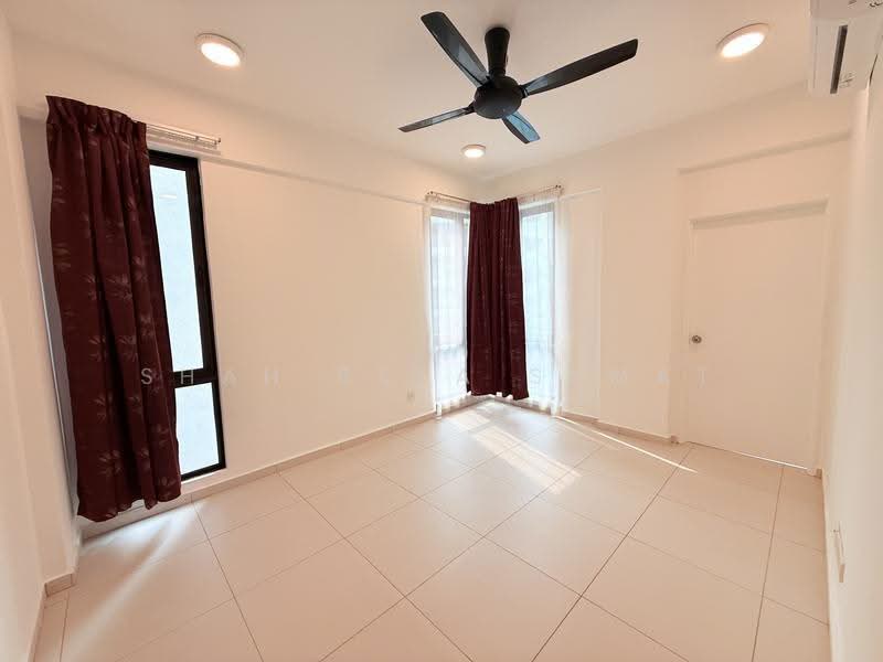 Kondominium untuk Dijual di Serin Residency - SHAH REZA SAMAT - masterbedroom - PropertyGuru.com.my