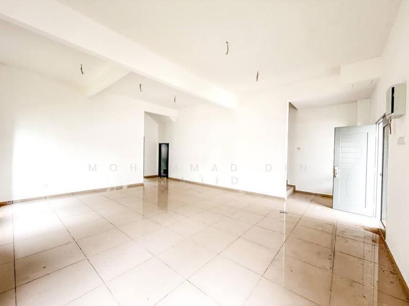 Rumah Berkembar untuk Dijual di Seksyen 30 (Shah Alam) - Mohammad Din Majid - Interior - PropertyGuru.com.my
