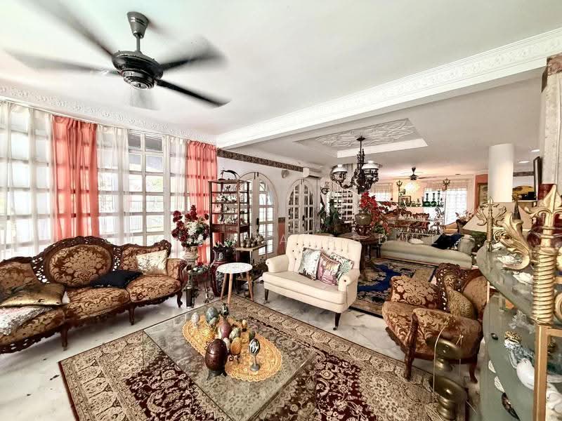 Rumah Banglo untuk Dijual di Taman Melawati (Ulu Kelang) - Cik Maya Abdul - Living Room - PropertyGuru.com.my