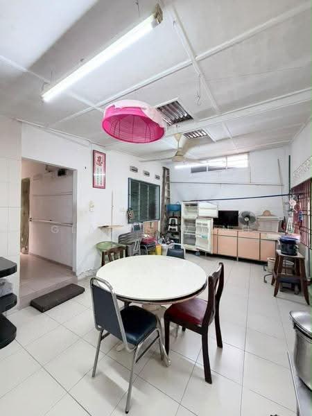 Rumah Teres 1-Tingkat untuk Dijual di Taman Abad (Johor Bahru) - Gladys Wong - Dining Room - PropertyGuru.com.my