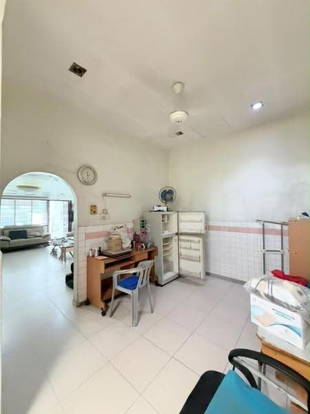 Rumah Teres 1-Tingkat untuk Dijual di Taman Abad (Johor Bahru) - Gladys Wong - Living Room - PropertyGuru.com.my