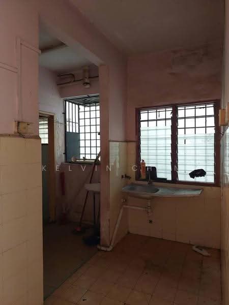 Apartment for Sale at Pangsapuri Mawar Jaya - Kelvin Chen - Kitchen - PropertyGuru.com.my