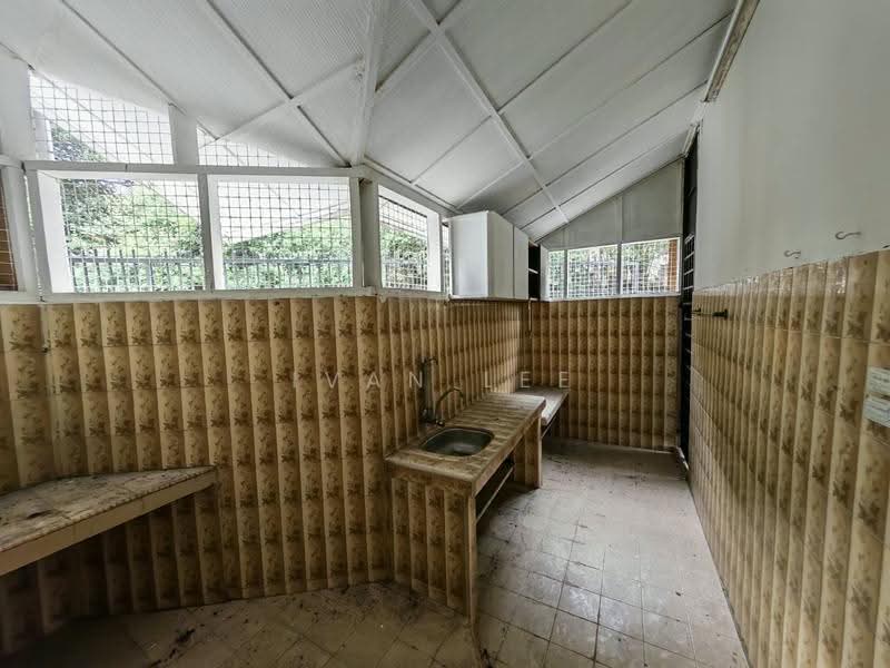 Bungalow House for Sale in SS3 (Petaling Jaya) - Ivan Lee - Kitchen - PropertyGuru.com.my