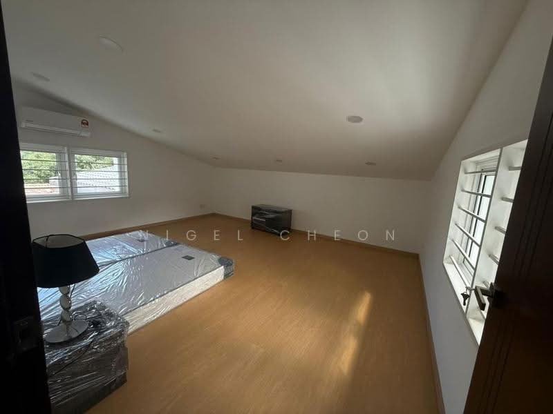 Bungalow House for Rent in George Town (Penang) - Nigel Cheon - Bedroom - PropertyGuru.com.my