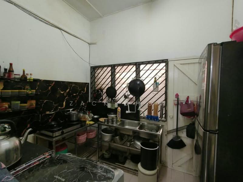Rumah Teres 1-Tingkat untuk Dijual di Senai (Kulai) - Zack Chow - Kitchen - PropertyGuru.com.my