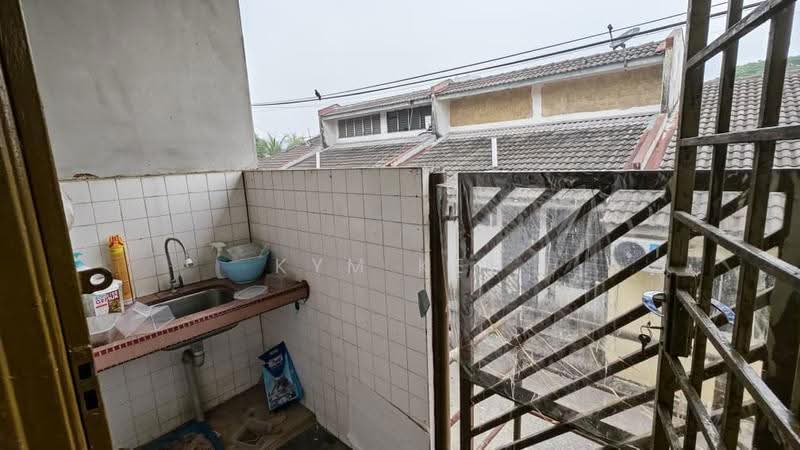 1-storey Terraced House for Sale in Masai (Johor) - Kym Kee - Balcony - PropertyGuru.com.my